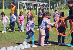 Más de 1.500 niños disfrutaron de un encuentro recreativo en el Hípico
