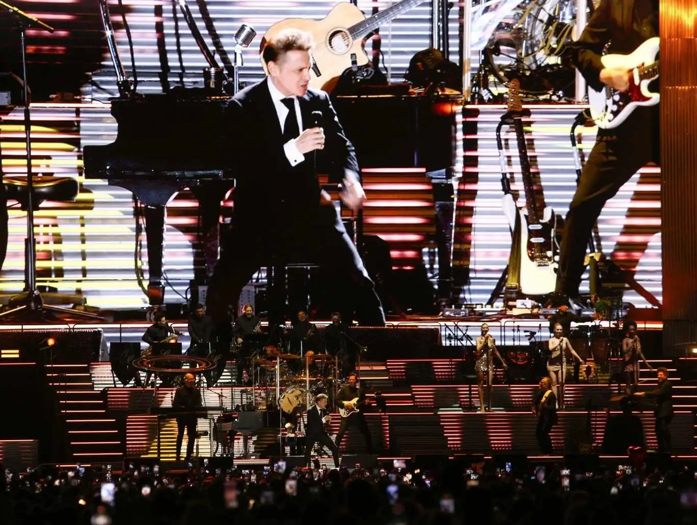 El artista presenta su gira Luis Miguel Tour 2024