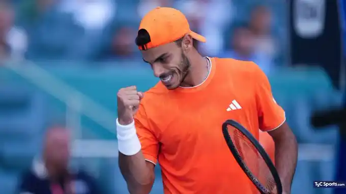 Cerúndolo pisó fuerte en España, le ganó al italiano Darderi y avanzó a octavos del Masters 1000 de Madrid
