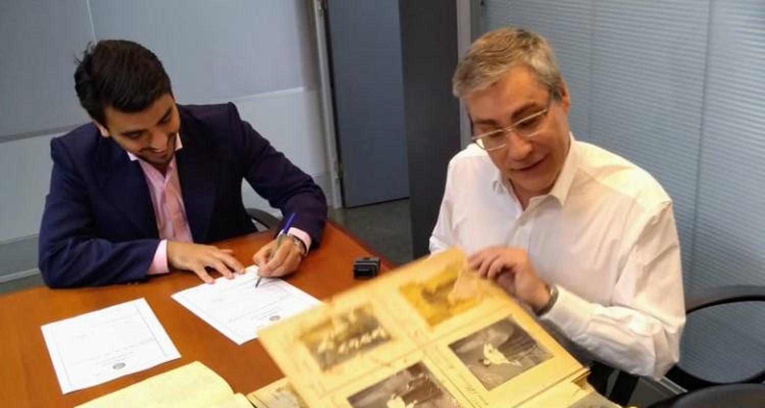 Ejemplares históricos de nuestra ciudad fueron entregados a la Bilbioteca Nacional