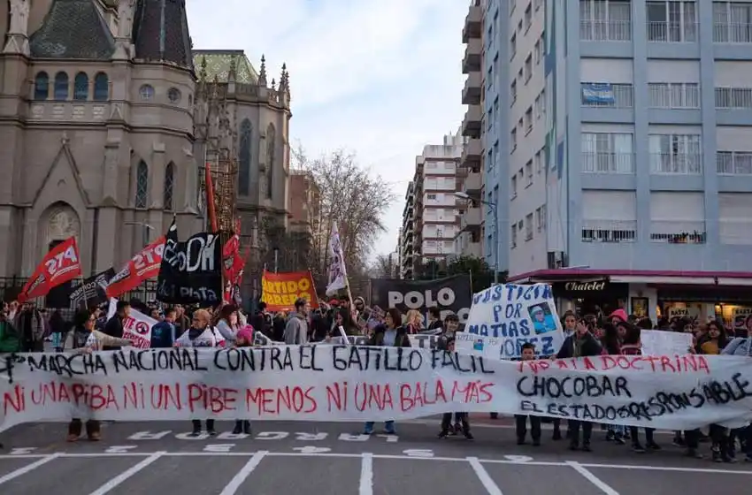 Familiares de víctimas de "gatillo fácil" marcharon en la ciudad