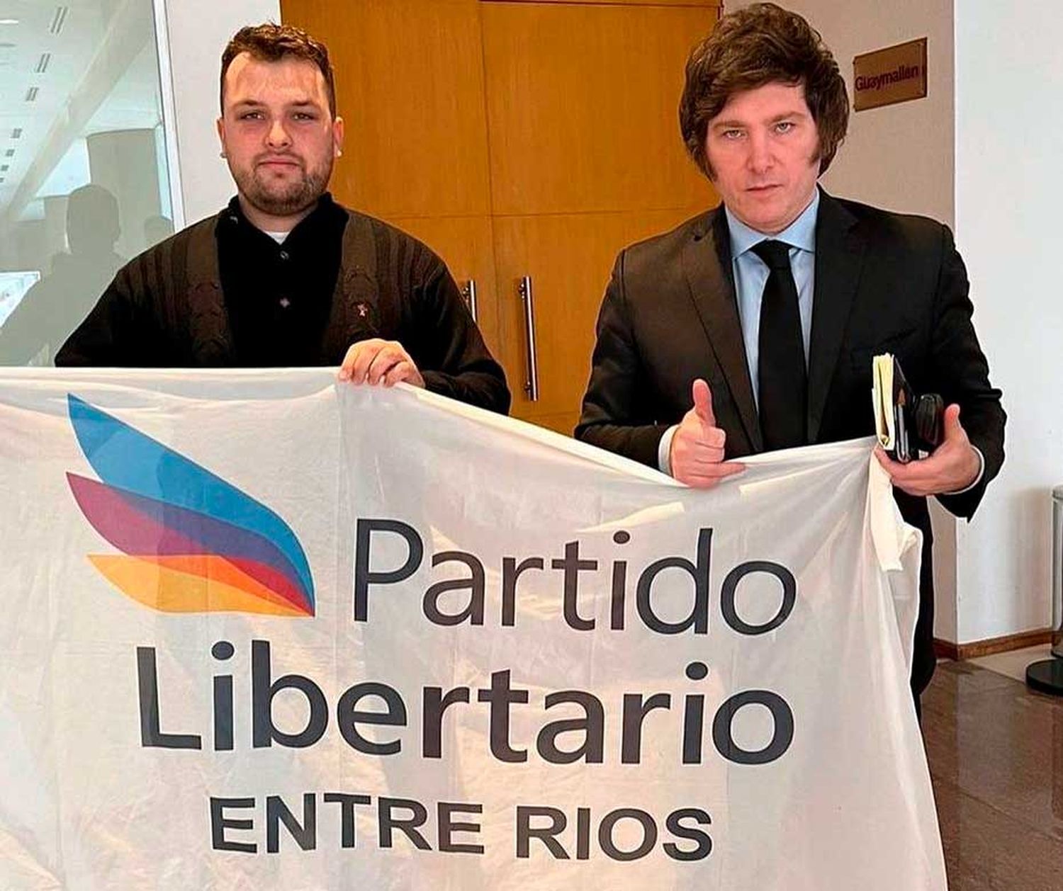 Tiene 24 años, fundó el Partido Libertario de Entre Ríos y está convencido de que las ideas de Milei permitirán reducir la pobreza