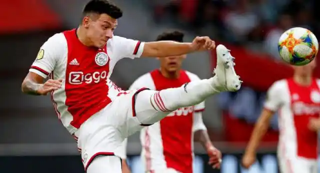Lisandro Martínez, del Ajax, tiene una
nueva carta TOTSSF de Ultimate Team