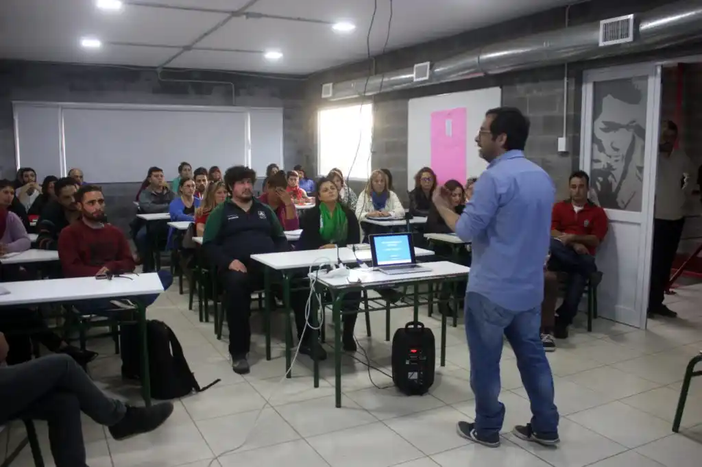 PRENSA MUNICIPAL: Cómo conseguir recursos para financiar un emprendimiento