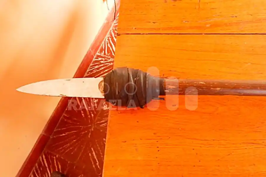 Lavacoches, reclamo de territorio, amenazas, arma blanca y detenciones en pleno centro