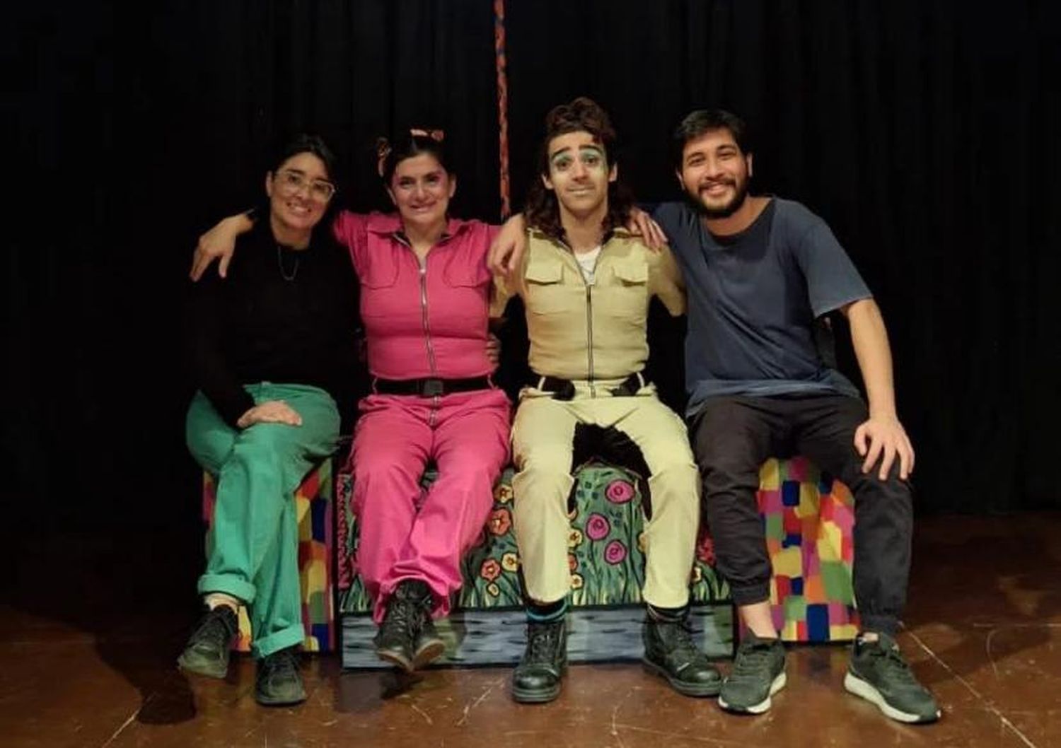 "Cómo ser humano" continúa en escena en el Galpón del Arte.