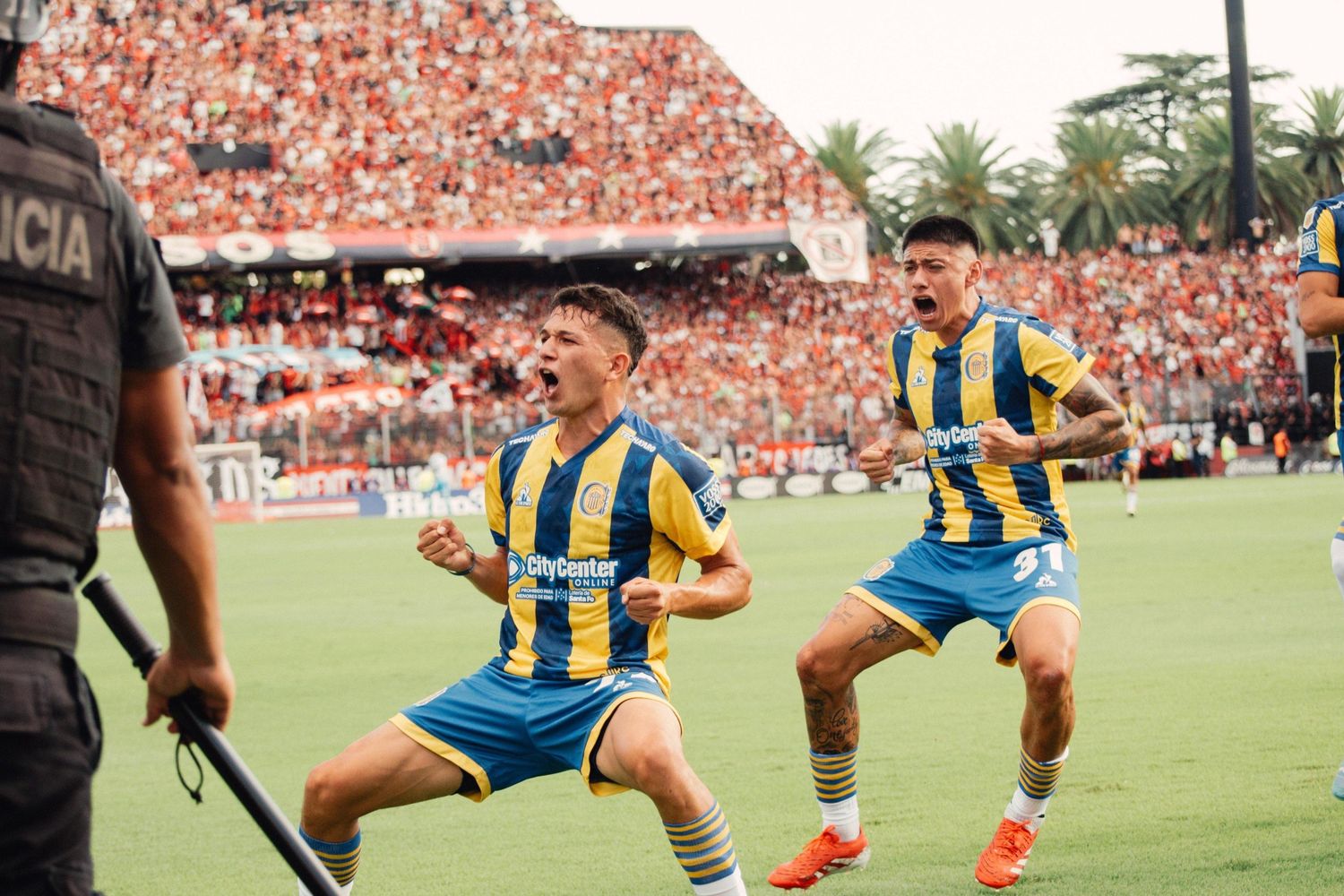 Federico Navarro, uno de los pilares del mediocampo de Rosario Central.