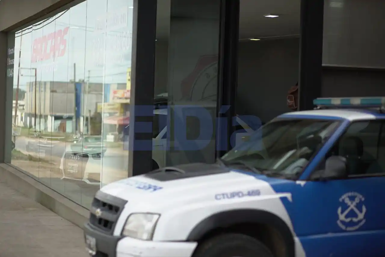 Tras un operativo de 12 horas, Prefectura secuestró documentación, celulares y dinero en efectivo