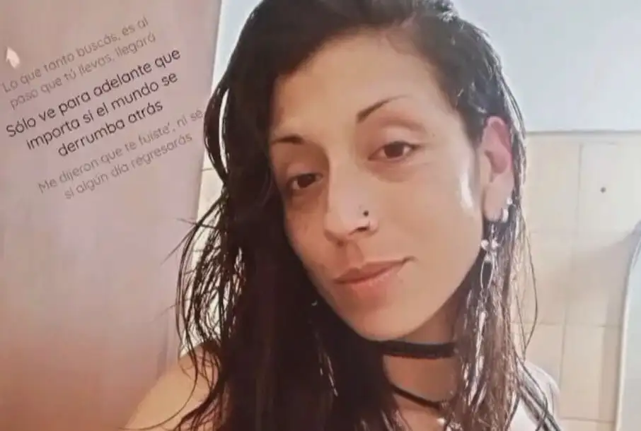 El cuerpo de la mujer de 39 años fue descubierto ayer, semienterrado.