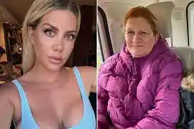 Nara y su empleada María Carmen