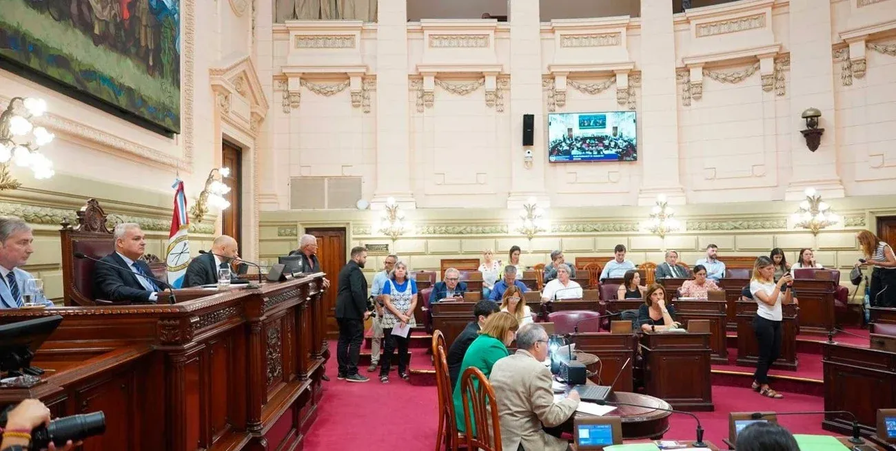 La última sesión en Diputados, previo al recambio de bancas.