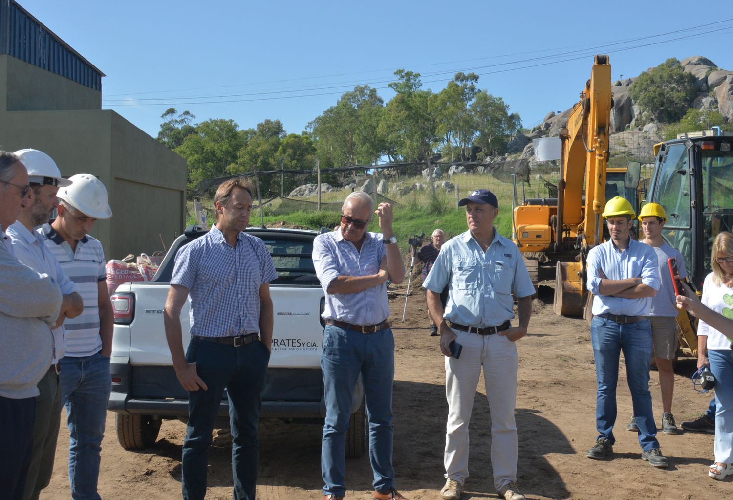 Recorrida por la obra de la cisterna de La Movediza