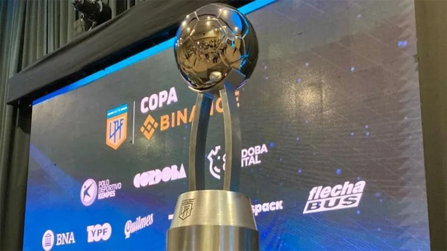 Inicia la Copa de la Liga con mucho en juego: título, ingreso a copas y descensos