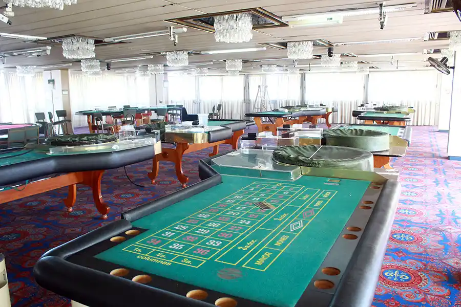 La sala de juegos reabre esta noche