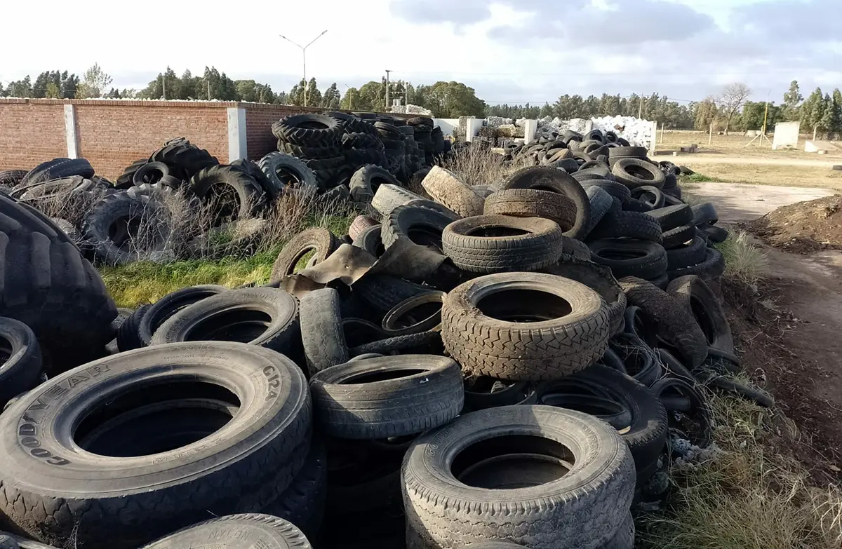 Retiro. De 142 toneladas de neumáticos del predio de residuos