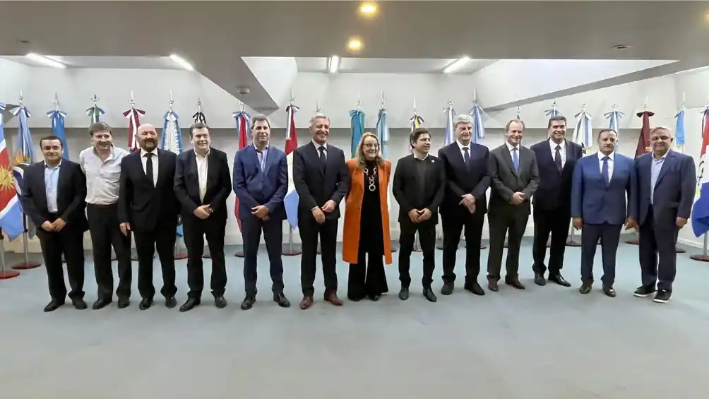 Los gobernadores del PJ se reúnen para fijar posición ante la presidencia de Milei