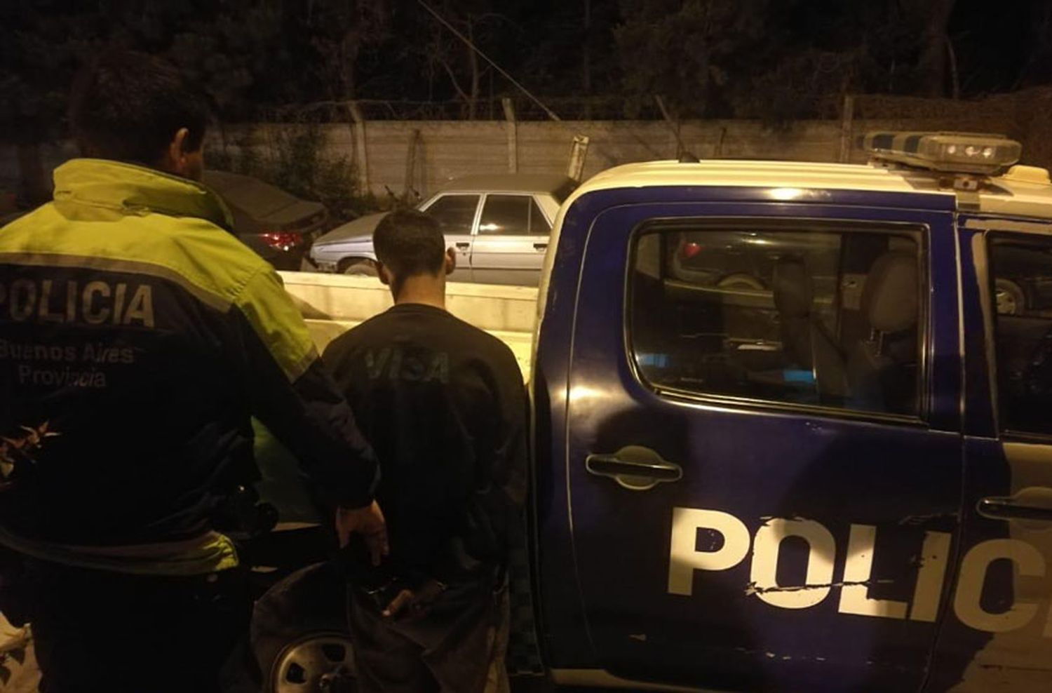 Un menor fue baleado en la espalda tras una reyerta vecinal