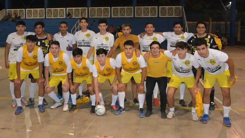 Juventud ganó y se sumó a los punteros del grupo A