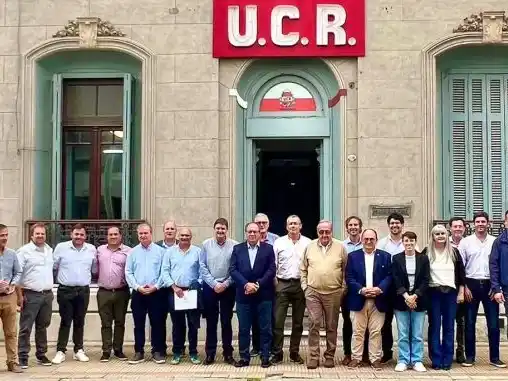 Los intendentes de la UCR; con fuerte peso de la Quinta Sección, reclamaron por los cambios en Zona Fría.