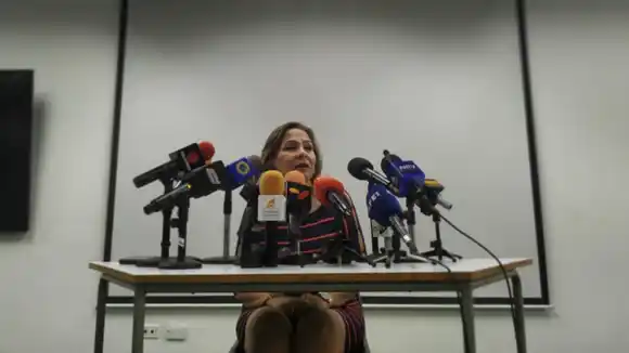 ¡Y SIGUE ABIGAIL…! María Carolina Uzcátegui insiste en cambiar fecha de las primarias y denuncia a la comisión por sus errores