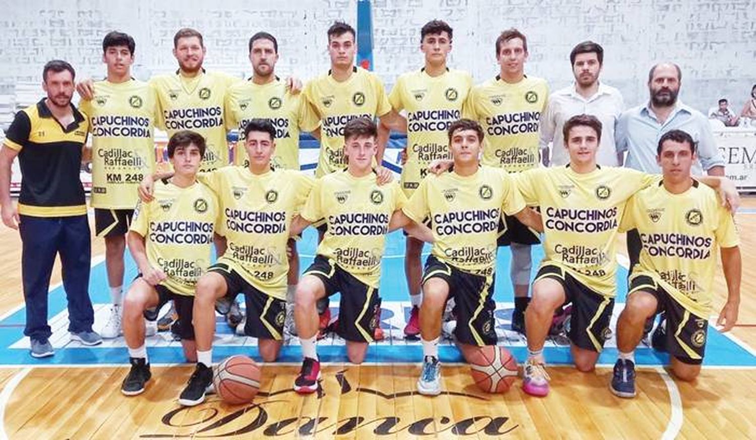 Ferro enfrenta a Capuchinos, esta noche, en el clásico de Básquetbol