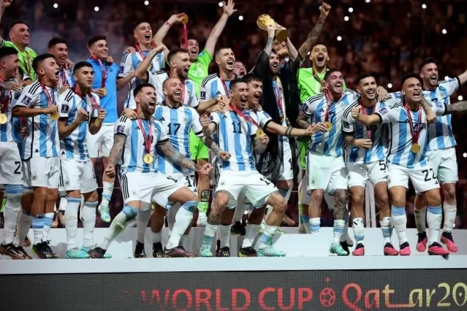 Allá Vamos!!: La AFA planea que la Selección argentina juegue dos amistosos en el país para que la gente celebre el título Mundial