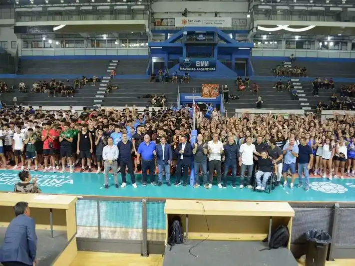 Sonder y Bell continúan invictos