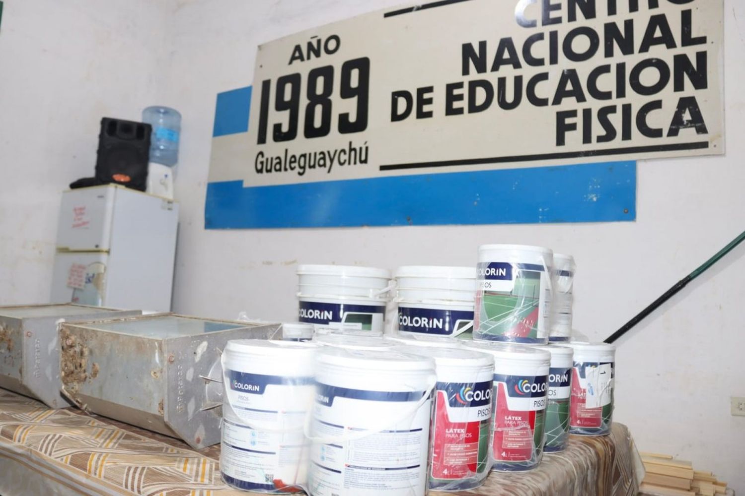 Entregaron materiales para el Centro de Educación Física “Antonio Giusto”