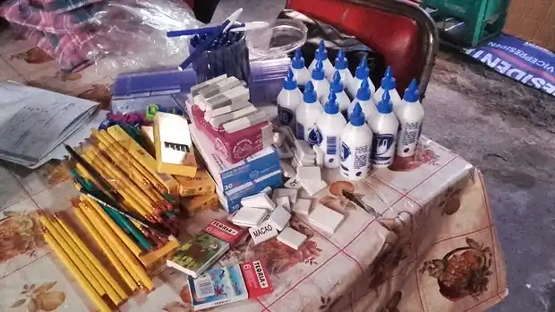 Donaron útiles a la Escuela Rosendo Fraga y piden un secundario 