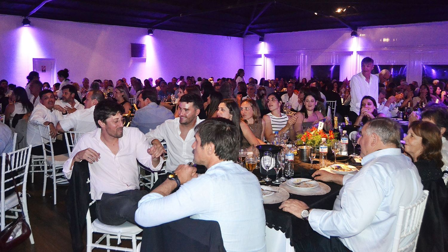 Gran cena solidaria a beneficio de la Escuela “Lucecitas”