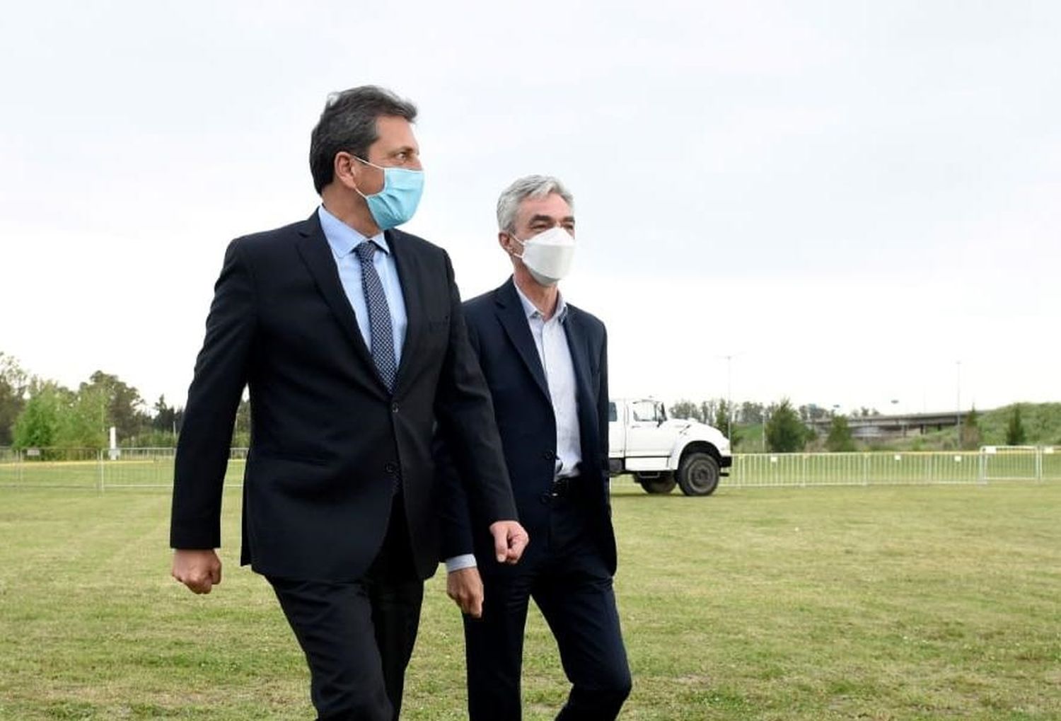 Massa y Meoni vienen a San Pedro a firmar un convenio para la reparación del muelle cabecera del Puerto