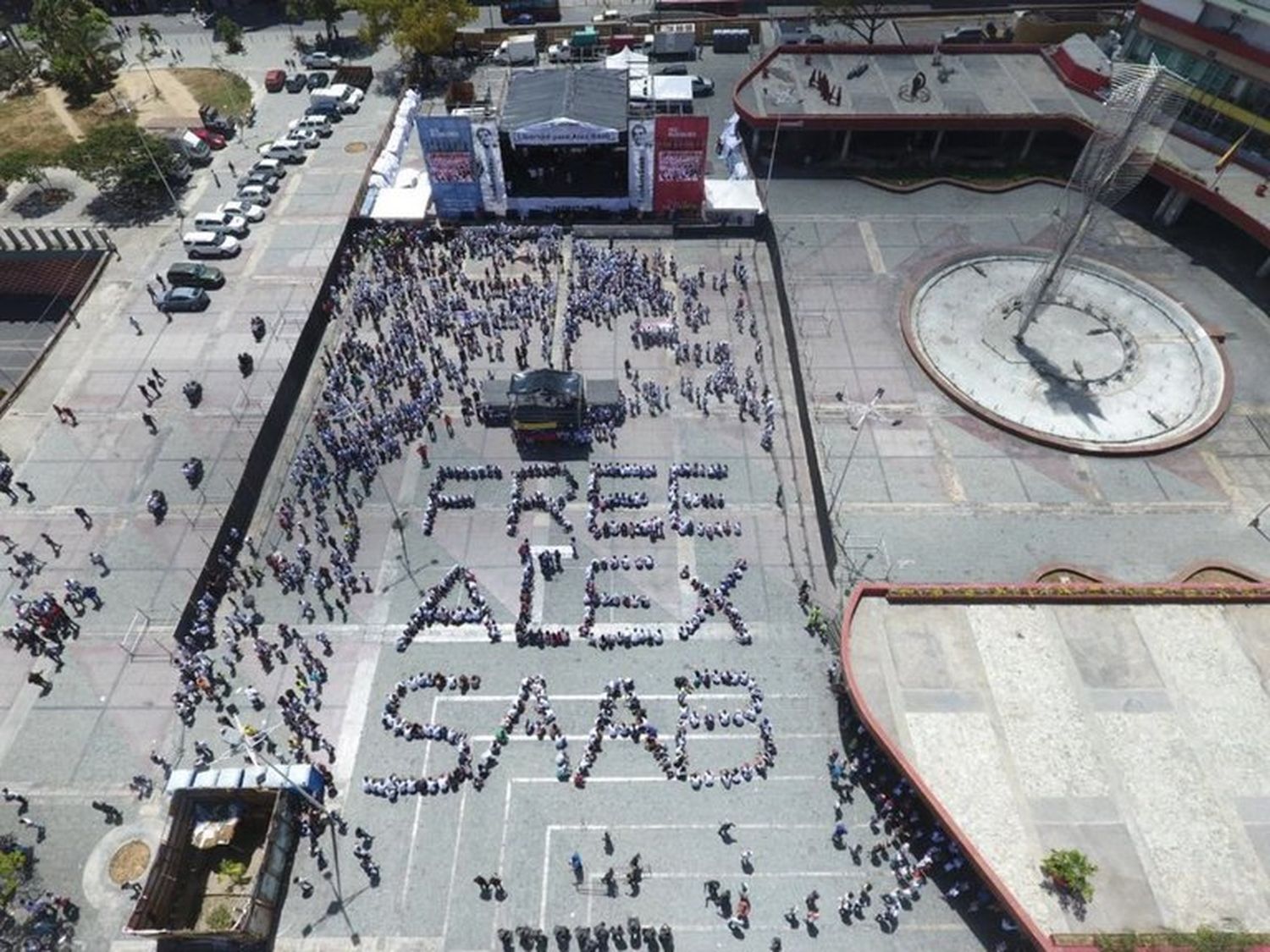 ALEX SAAB: red de influencers en Twitter manipula el hashtag #freealexsaab