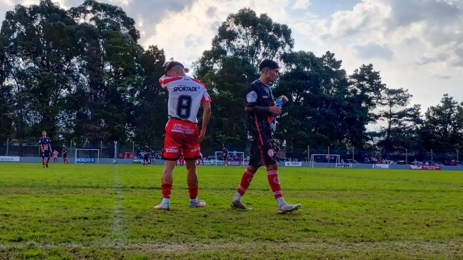 Sportivo San Cayetano vs Huracán. Uno de los partidos de la jornada de domingo (archivo Ecos Diarios)