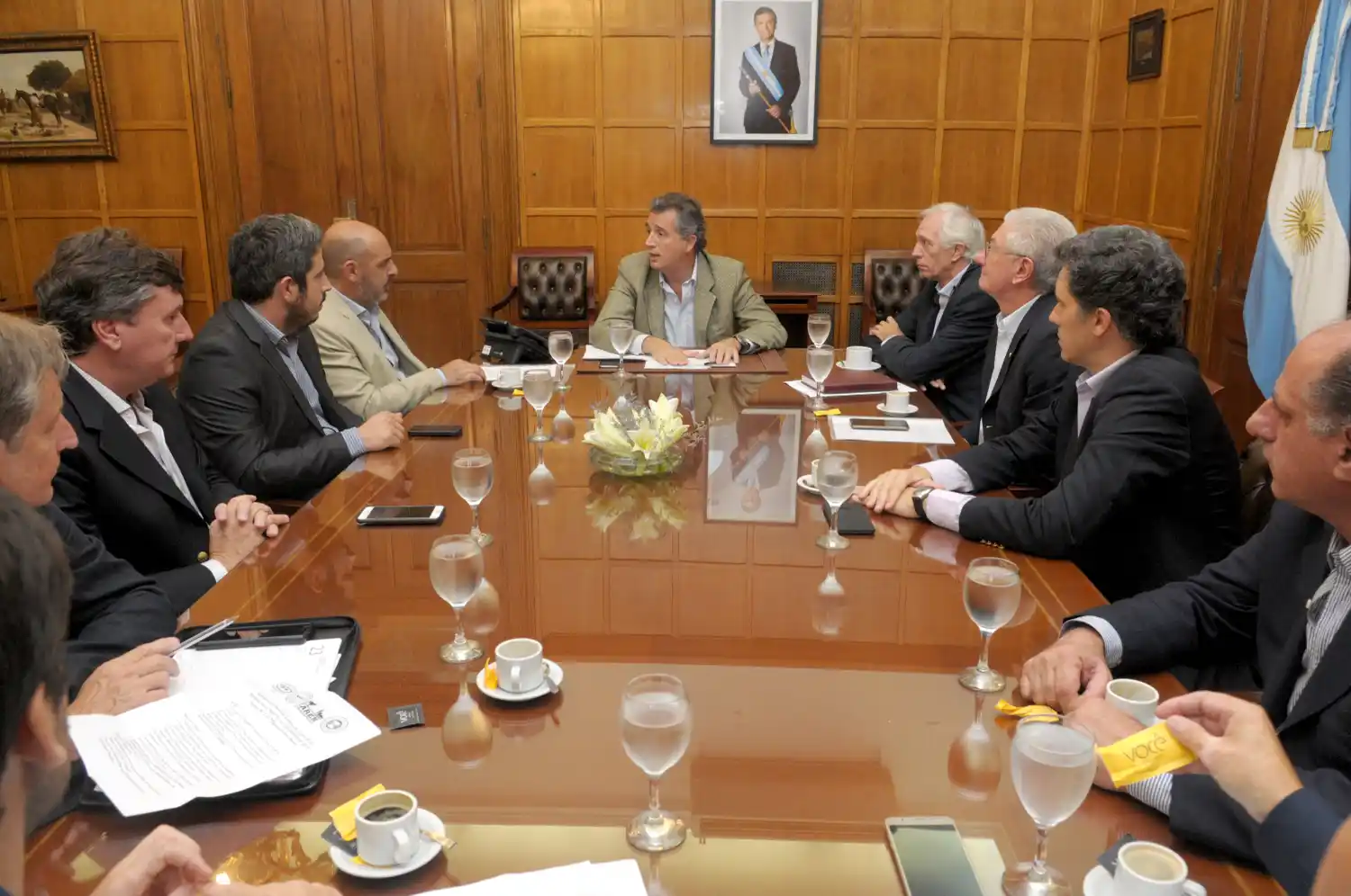 Etchevehere se reunió con la Mesa de Enlace de Entre Ríos