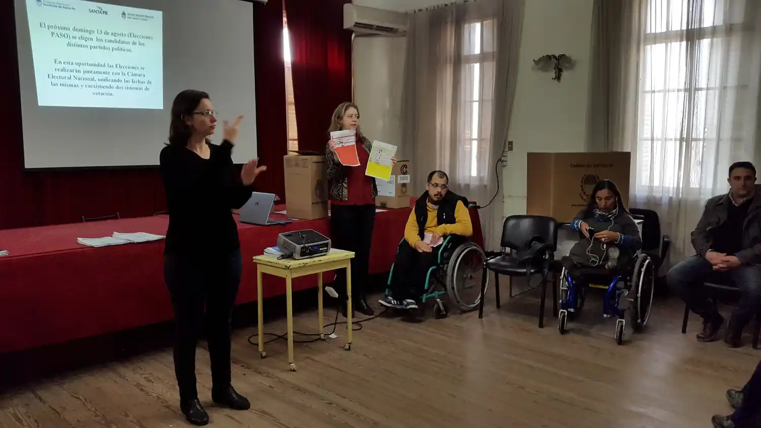 Capacitación sobre voto accesible a personas con discapacidad