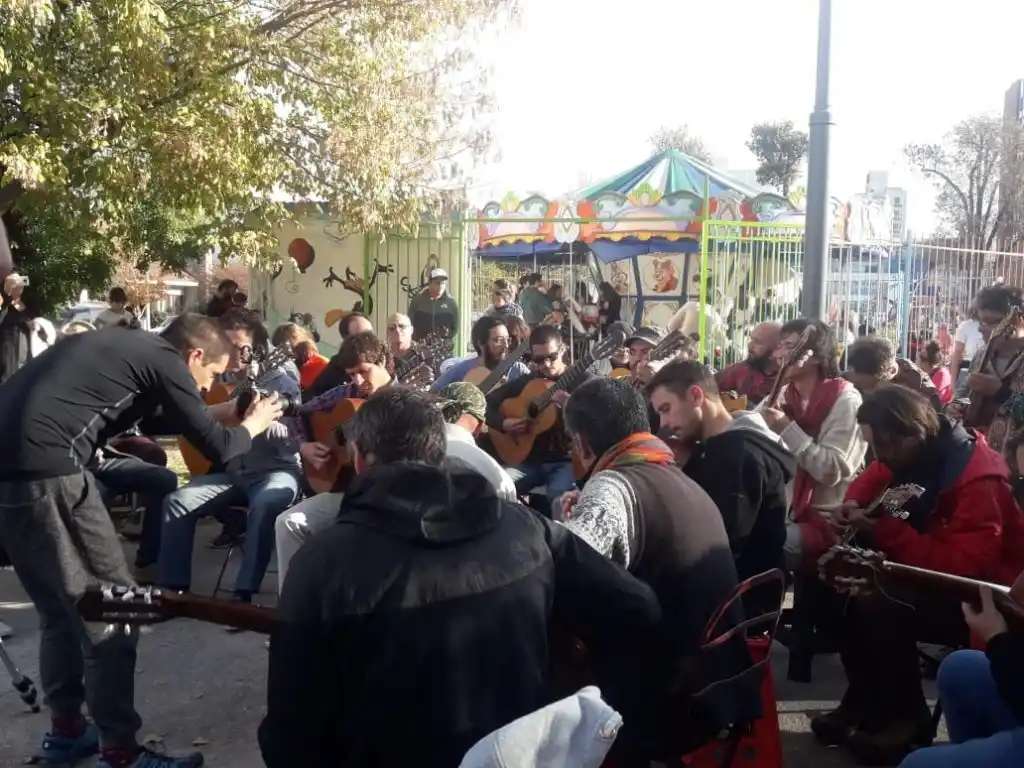 Comenzaron a grabar el cuarto capítulo de Abrazo de Guitarra
