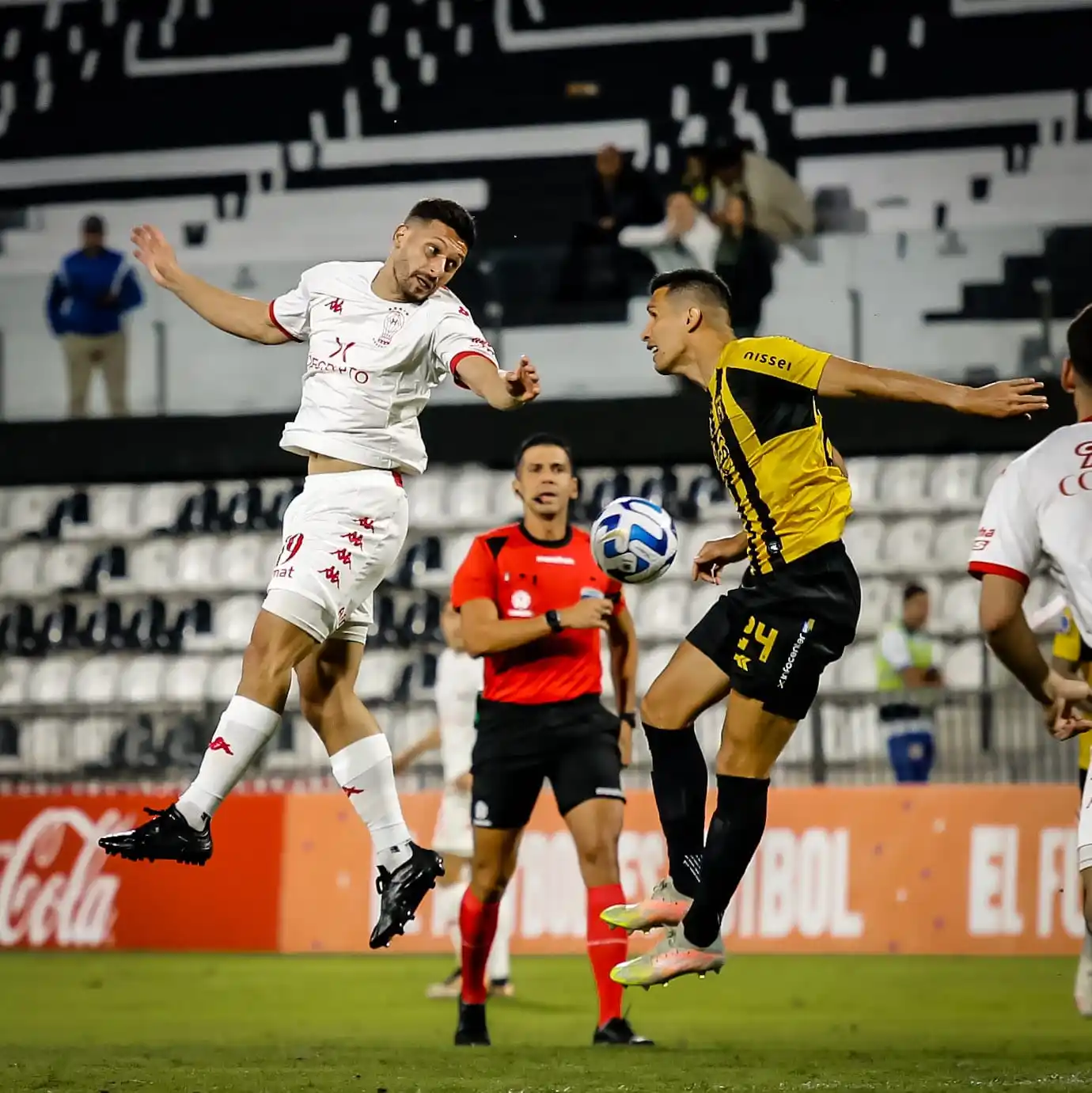 Huracán estuvo lejos de evitar la eliminación