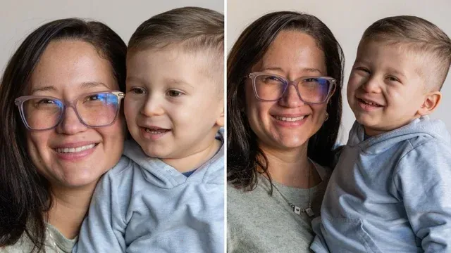 María Alexandra Gómez con su hijo.