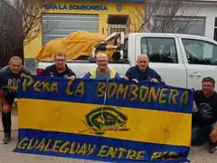 La Peña la Bombonera de Gualeguay realizó una gran colecta por Bahía Blanca