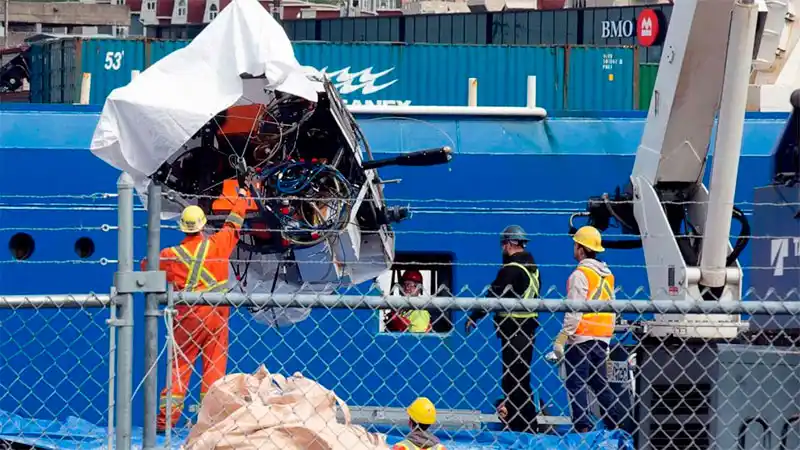 Fotos impactantes: recuperaron restos del submarino que implosionó en el Atlántico