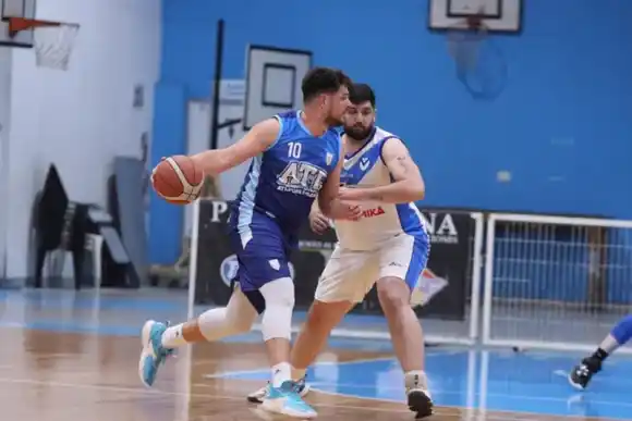 Triunfo de Atlético ante Peñarol por el Oficial