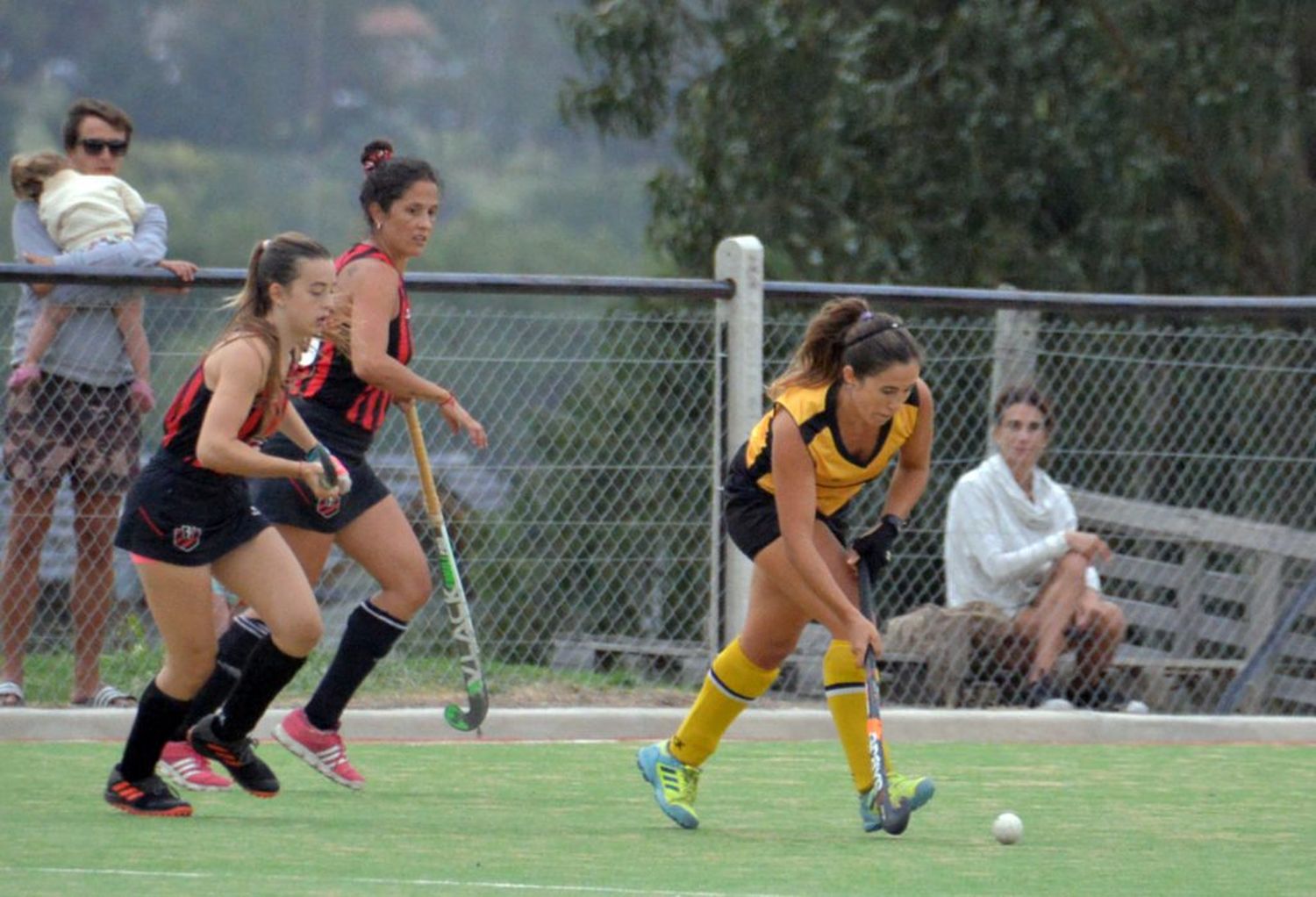 El hockey local evalúa sus posibilidades de regreso