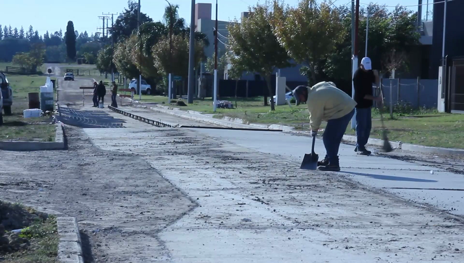 Continúa el avance sostenido del plan de asfaltado en Libertador San Martín