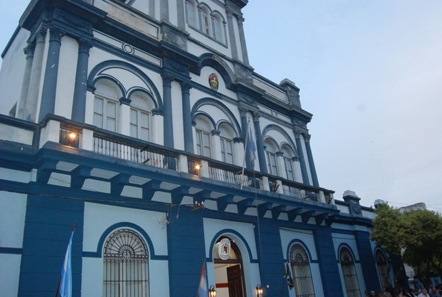 Denuncian a un policía por vaciarle la cuenta a una mujer de Gualeguaychú