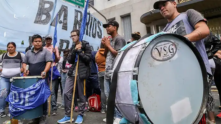 Planes Sociales: por decreto, 200.000 beneficiarios pasarán al empleo privado