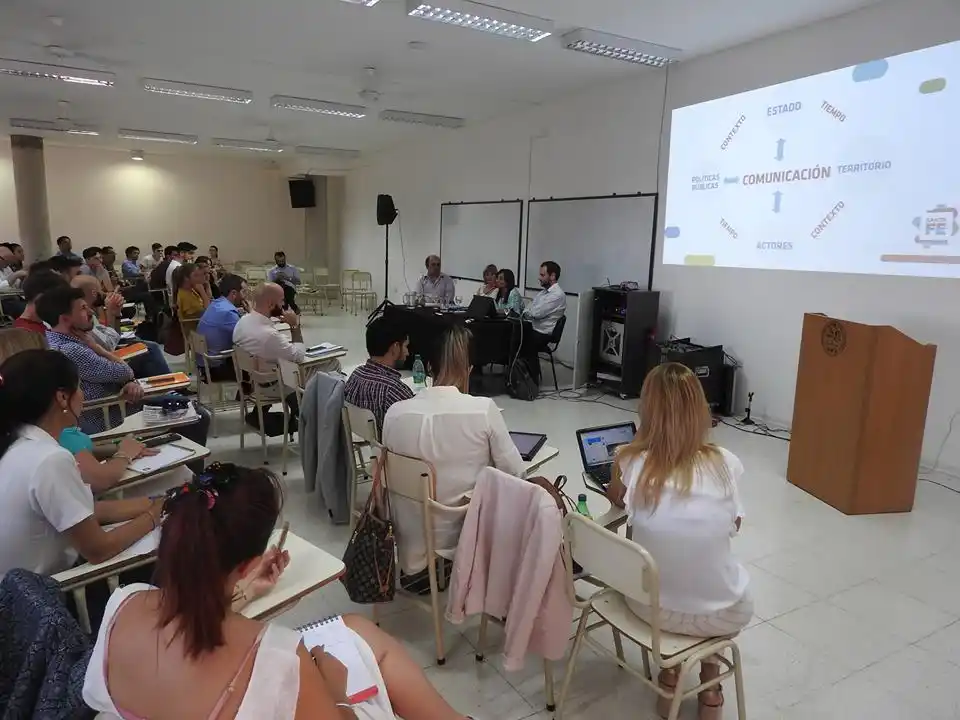 Se realizó el 1° Encuentro internacional de comunicación política del Litoral