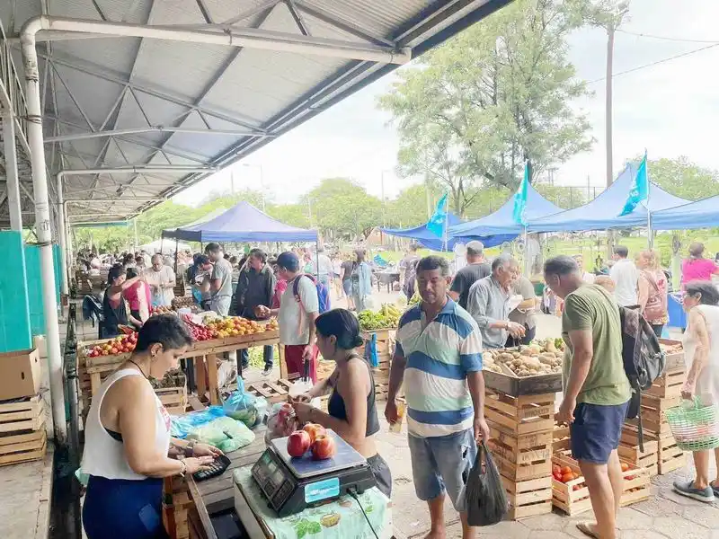 La Feria Especial Mercado Frutihortícola 
ofrece ofertas para la mesa de fin de año