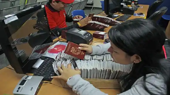 ¿EN SERIO? Saime estudia la posibilidad de entregar pasaporte a domicilio