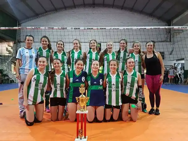 Voley: Racing Club se consagró campeón en Sub 13