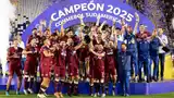 Lanús festejó en Asunción.